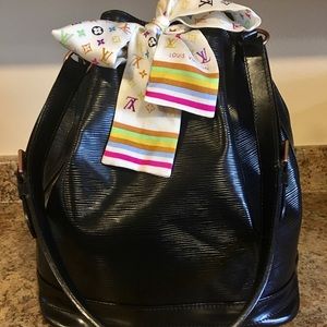 Louis Vuitton Epi Noe GM